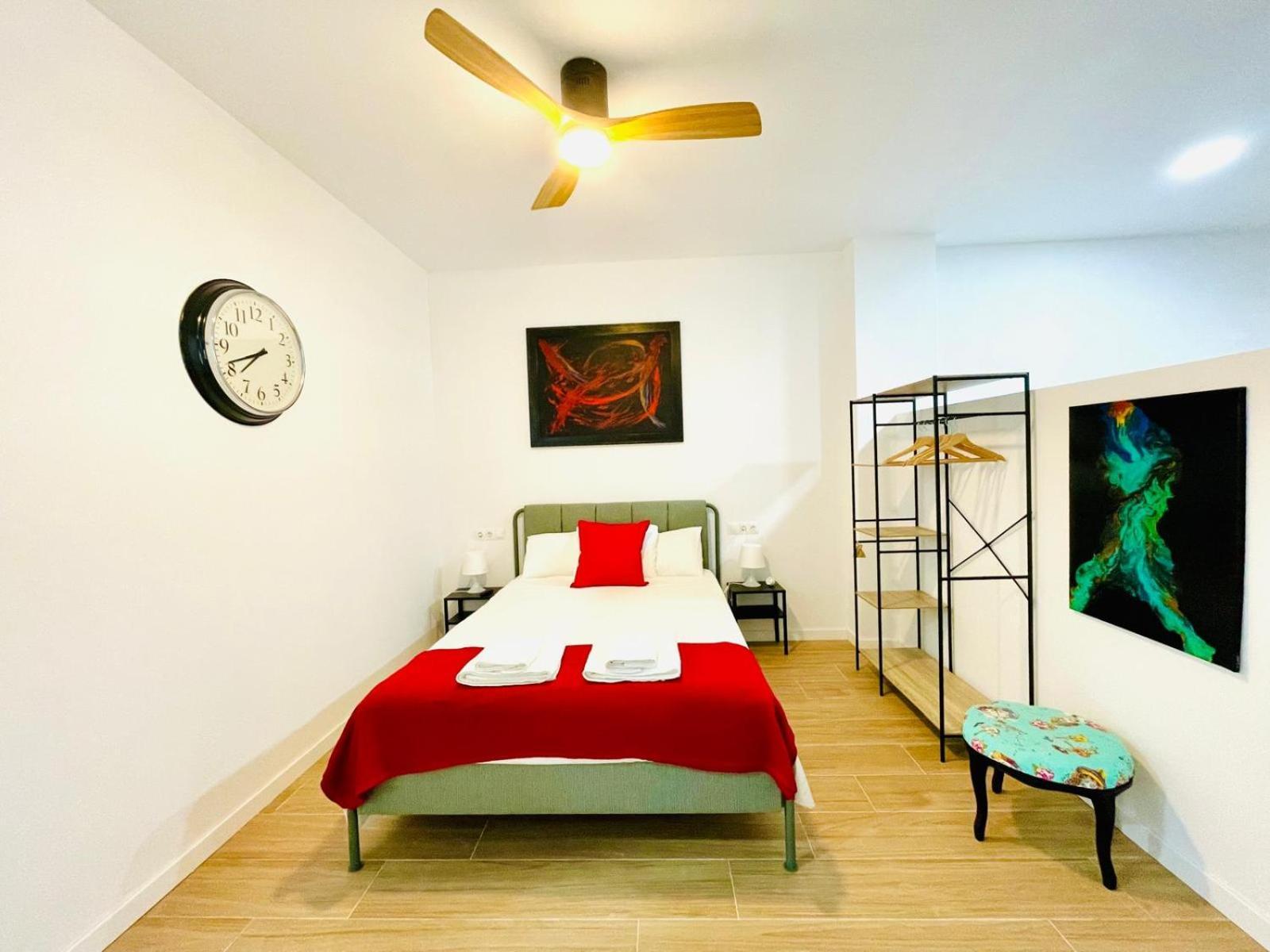 Completo Y Bello Apartamento En มาลากา ภายนอก รูปภาพ